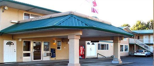 Travelodge By Wyndham Hotel Merritt